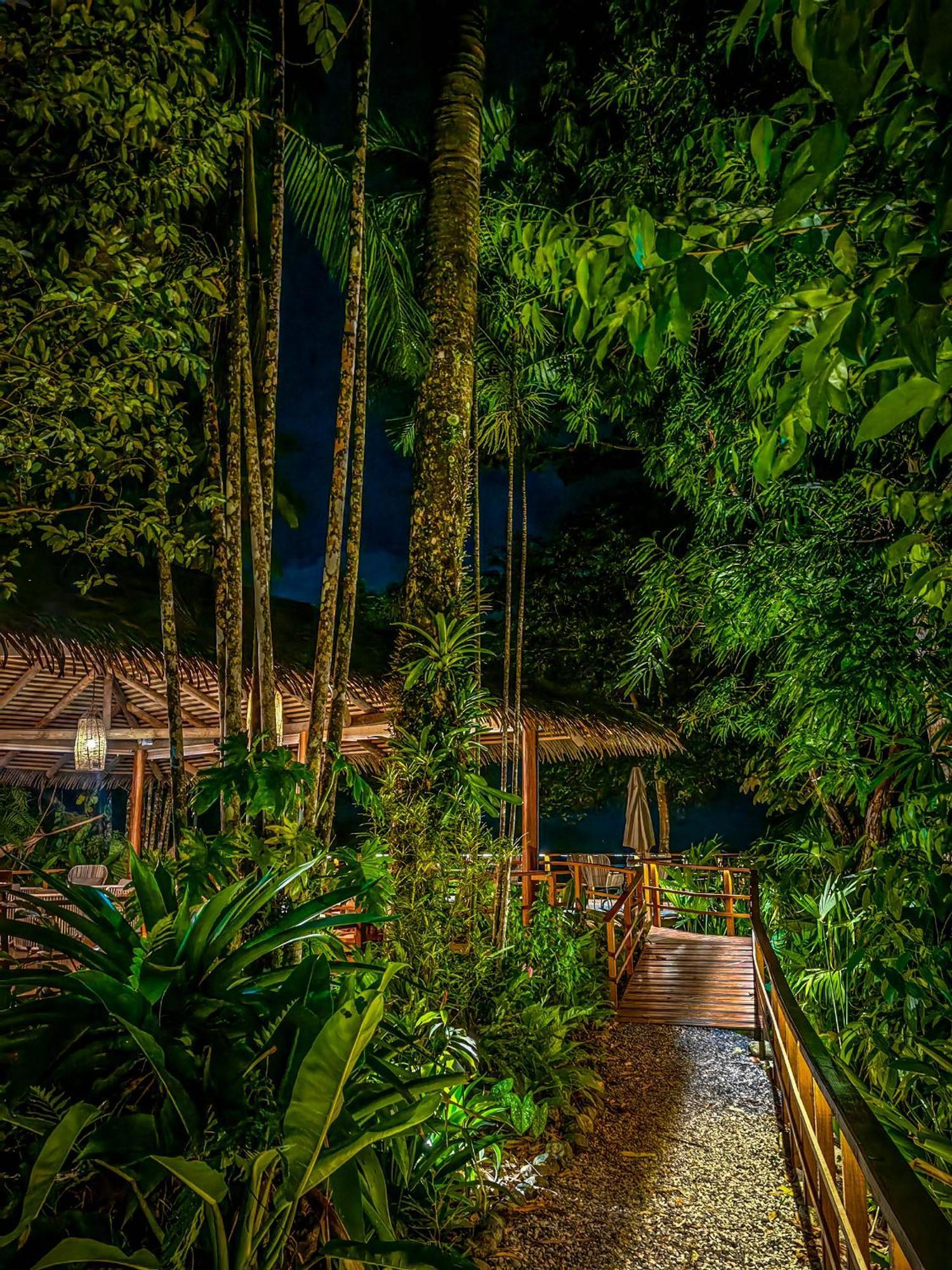 Lapa Rios Lodge By Boeena Puerto Jiménez Exteriör bild